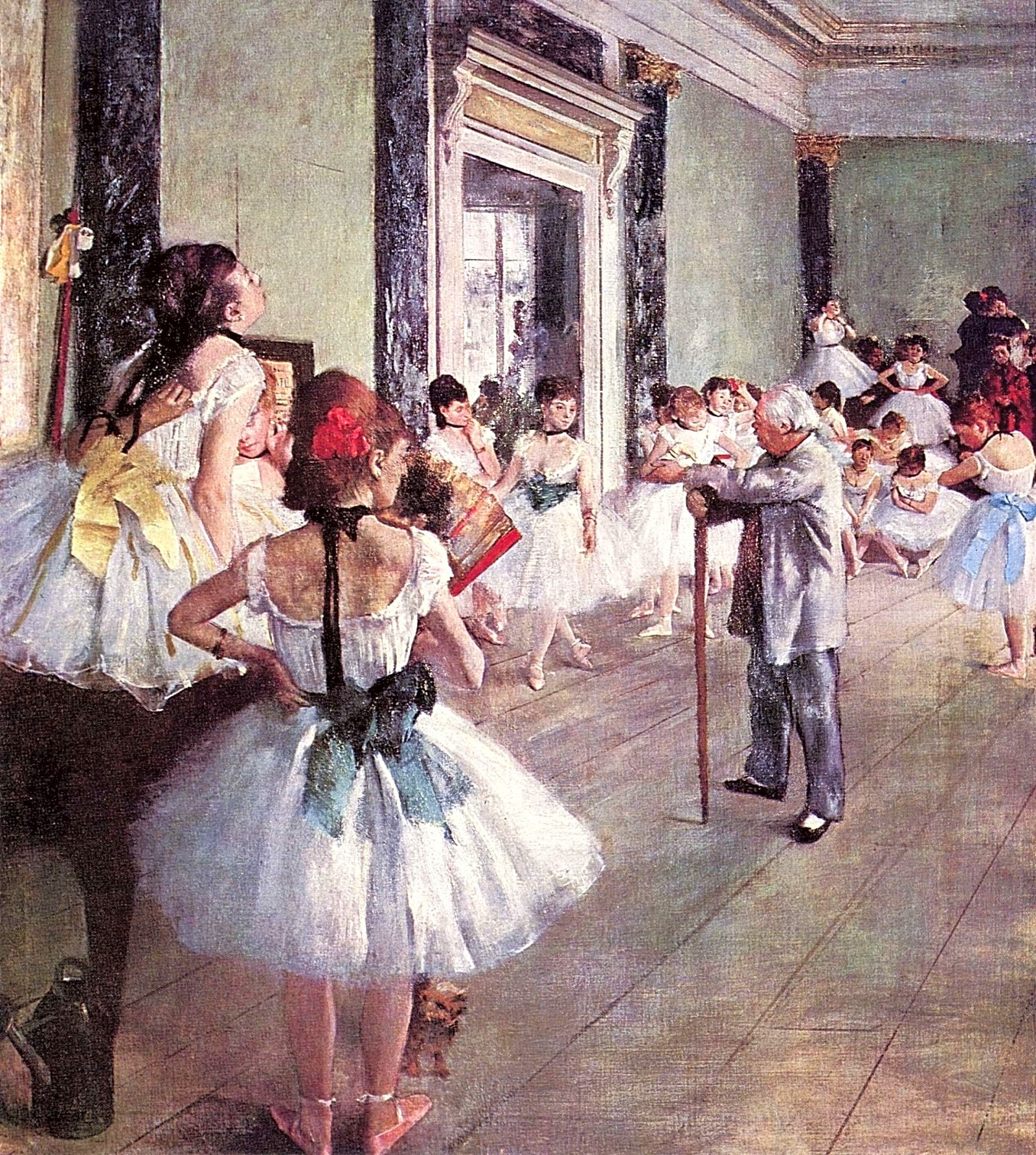 Pintura a óleo retratando o artista Edgar Degas em estúdio, com obras em andamento e elementos de realismo impressionista.