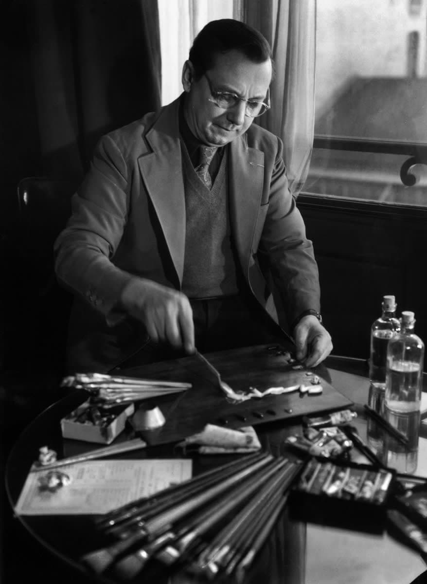 Biography of Candido Portinari: Grand Murals, Historic Legacy and the Child Universe