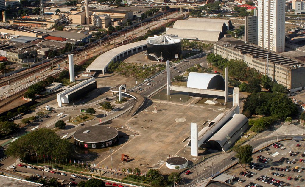 CENTRO CULTURAL "Memorial da América Latina" (Vista aérea) - São Paulo - Brasil - Inauguração: 1989